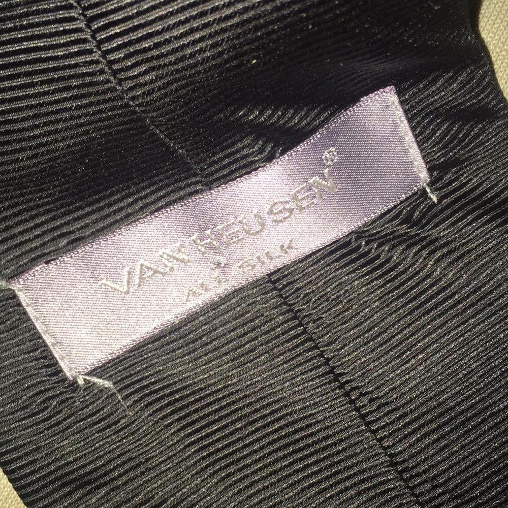 Van husen tie
